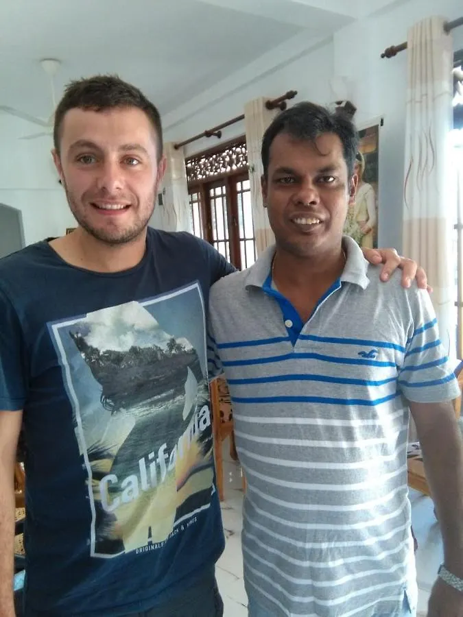 Mahaweli King'S Villa Kandy Nocleg ze śniadaniem