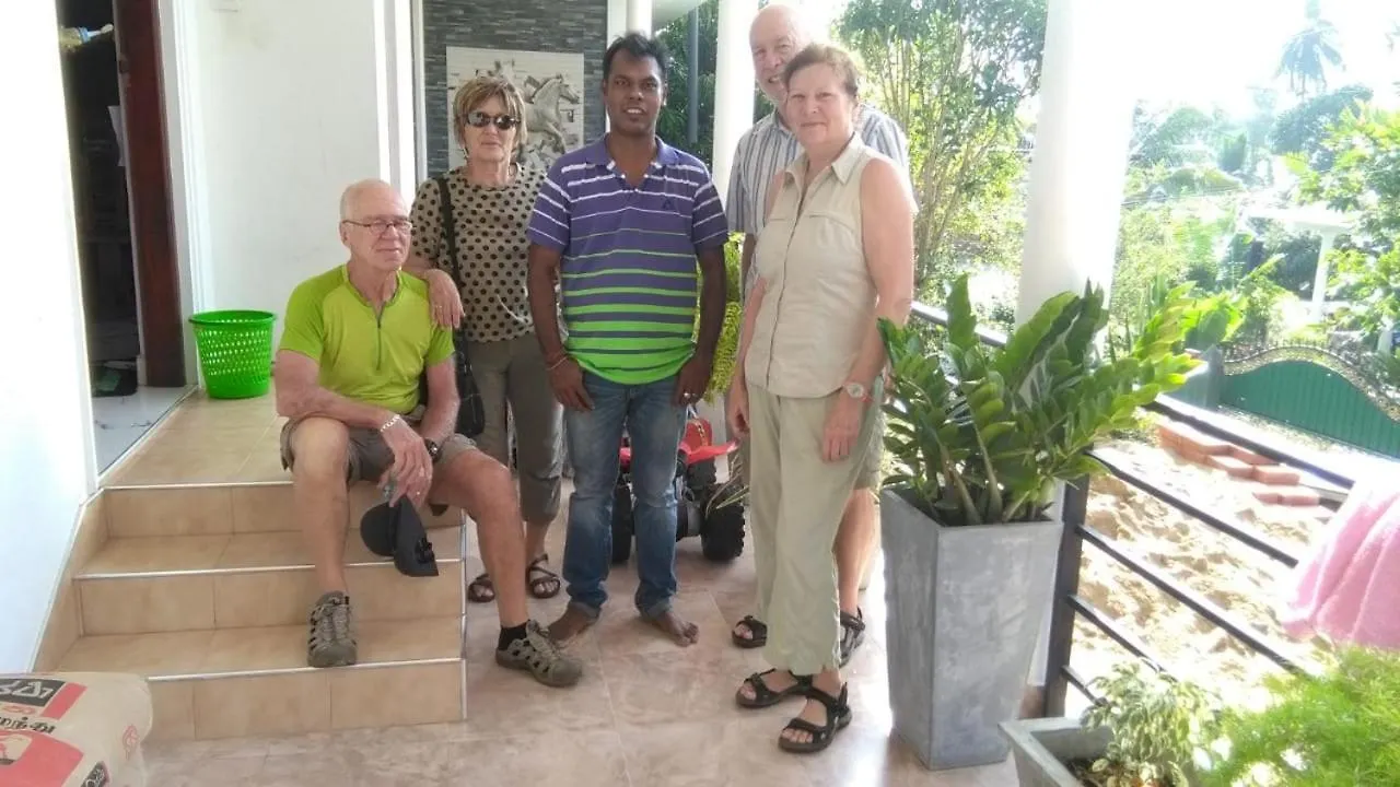 Mahaweli King'S Villa Kandy Nocleg ze śniadaniem