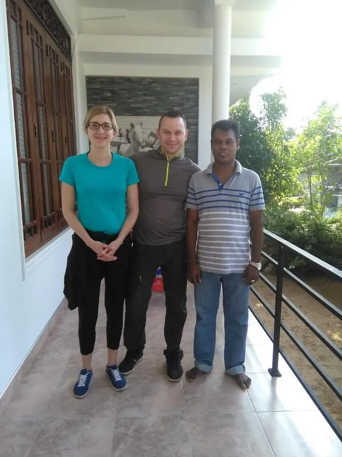 Mahaweli King'S Villa Kandy 3*,